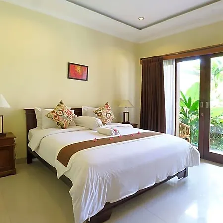 Sakura Guesthouse